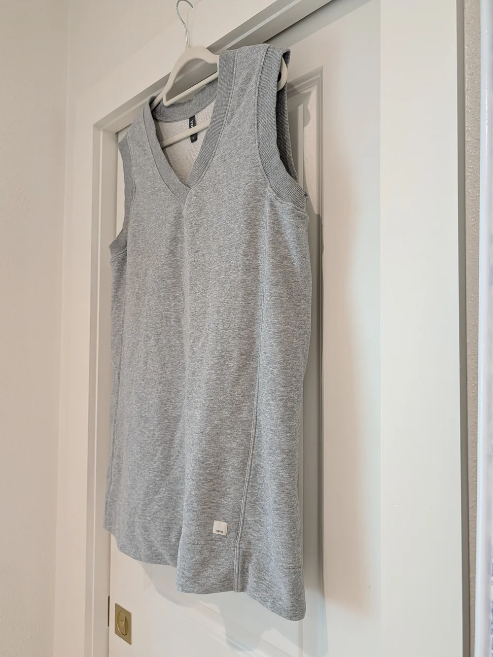 Vuori Grey Sleeveless Sweatshirt V-Neck Dress Size M